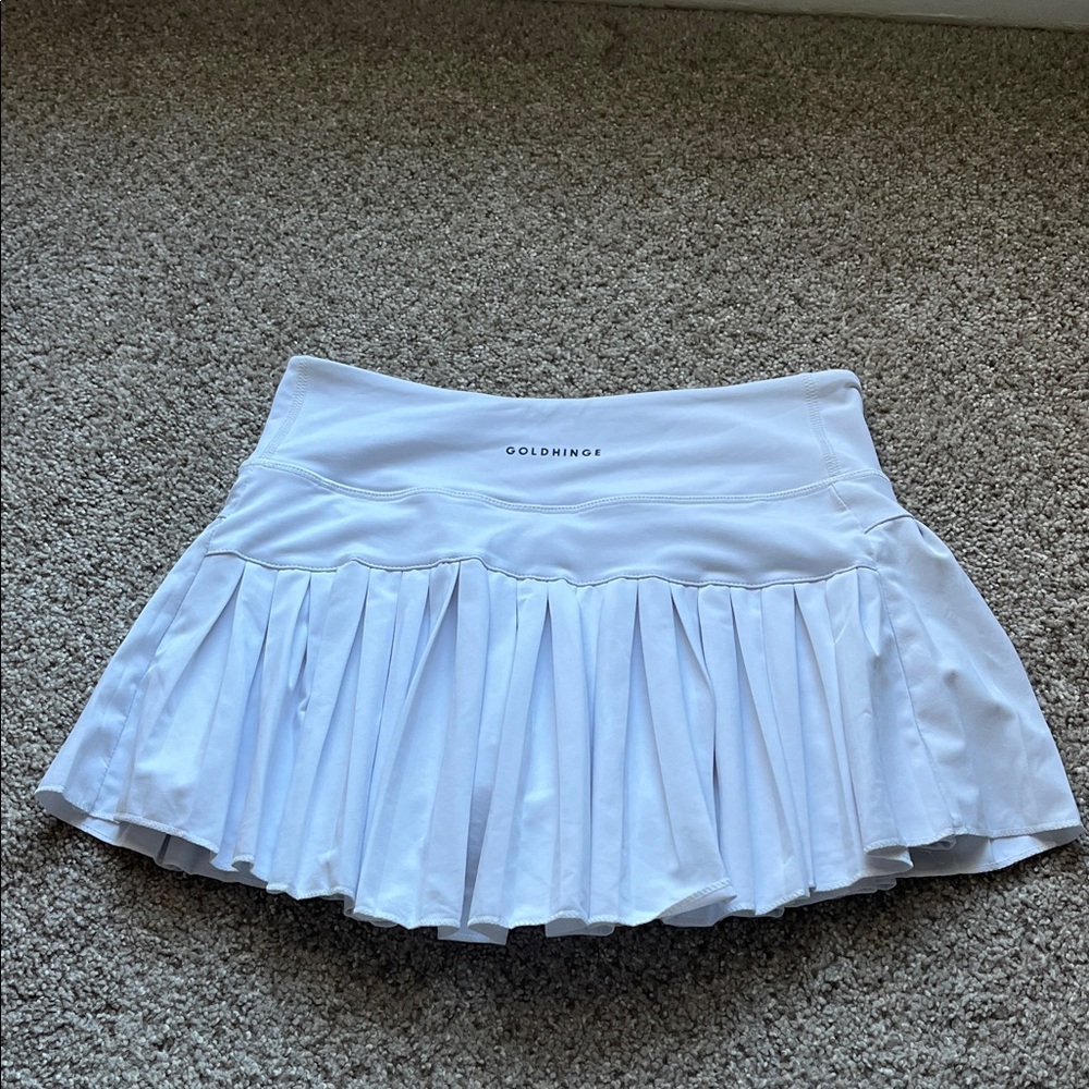 NWOT White Gold Hinge Skort